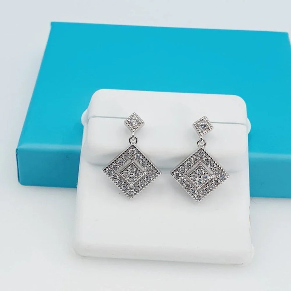 "925 Sterling Silver CZ Beautiful Earrings for Women, 1USPAR4281  a - Picture 5 of 11